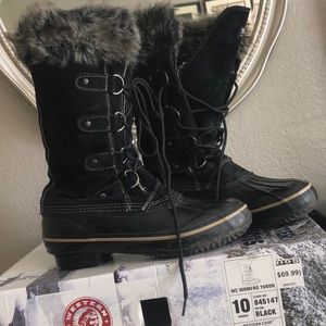Western Chief weather boots
